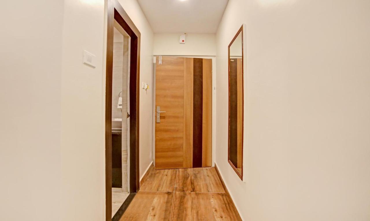Treebo Lazystay Elite Bhubaneswar Buitenkant foto