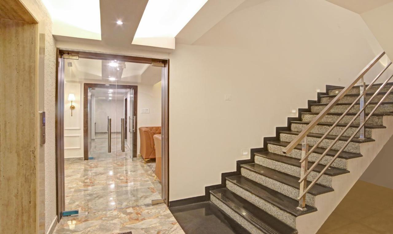 Treebo Lazystay Elite Bhubaneswar Buitenkant foto