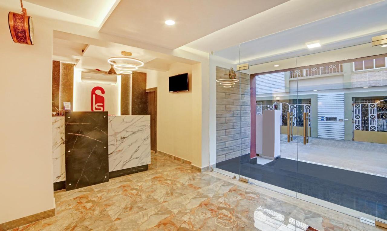 Treebo Lazystay Elite Bhubaneswar Buitenkant foto